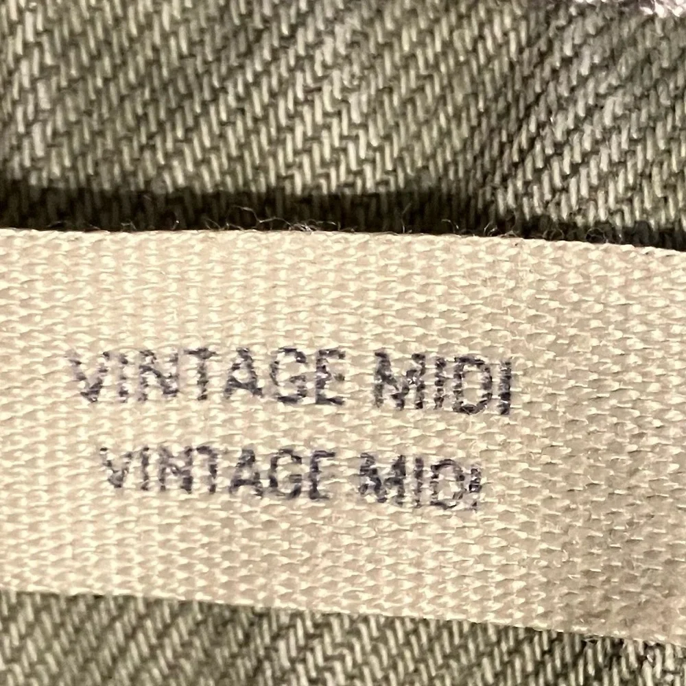 Dusty Olive Shorts-Women’s 14/32 - Picture 7 of 8